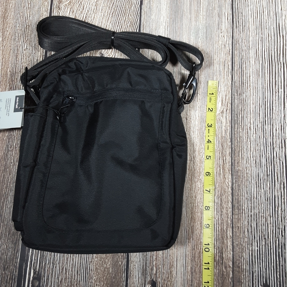 Anti theft cross body bag black NWT - Picture 4 of 5